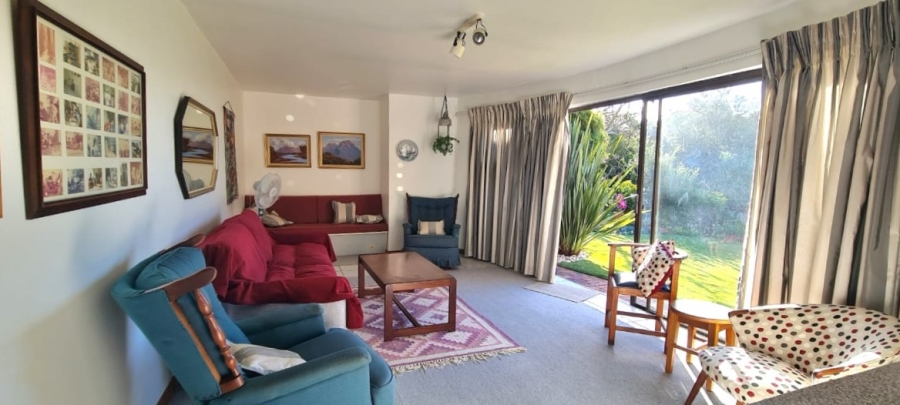 4 Bedroom Property for Sale in Wavecrest Eastern Cape